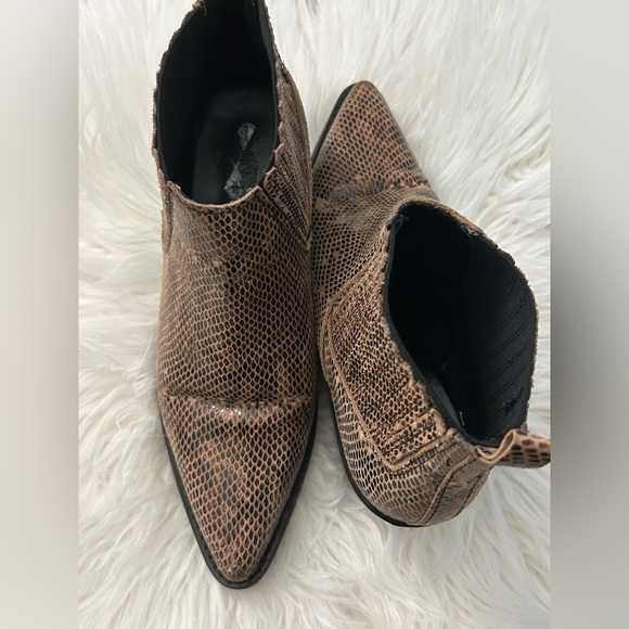 MNG Flawd Brown Textured Ankle Boots Western Snakeskin Fall - Picture 8 of 12
